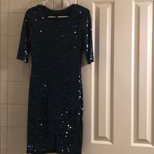 Bcbg maxazria blue sequin dress w sleeve to elbow